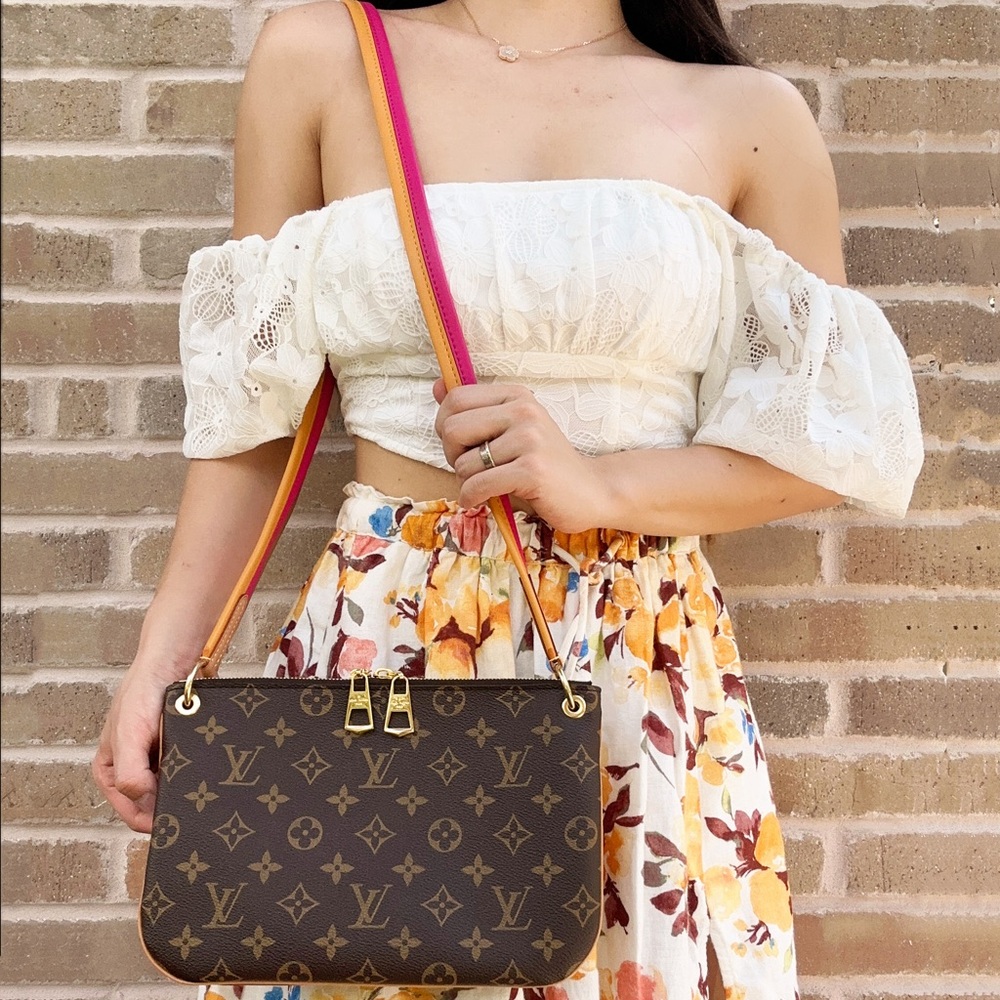 Louis Vuitton Loretta Crossbody Shoulder Bag Monogram M44053 Canvas Brown Pink